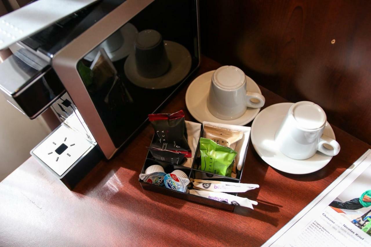 Hotel Le Noailles Nice Gare Zewnętrze zdjęcie